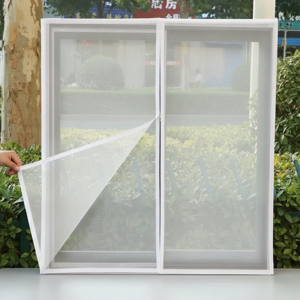 Moustiquaire Blanche Fenêtre Auto-Adhésive : Protection Anti-Insectes